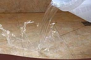 邗江漏水维修 免砸砖防水材料该如何施工